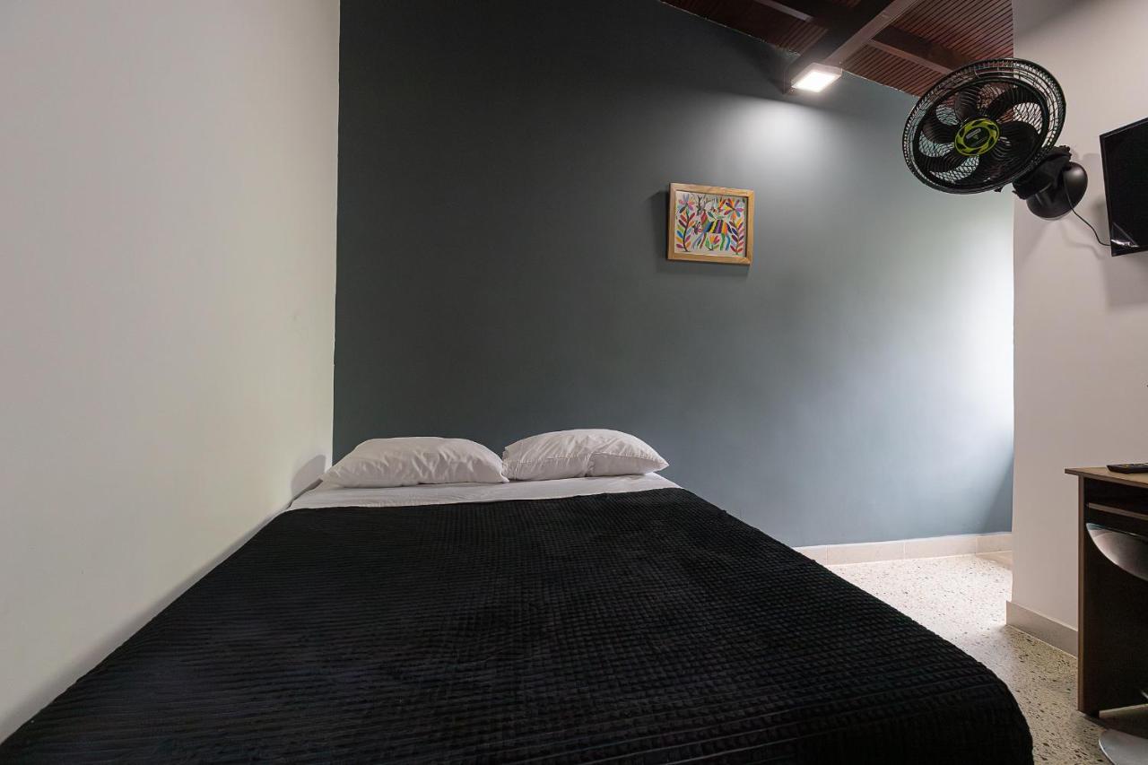 Living Hotel Medellín Esterno foto