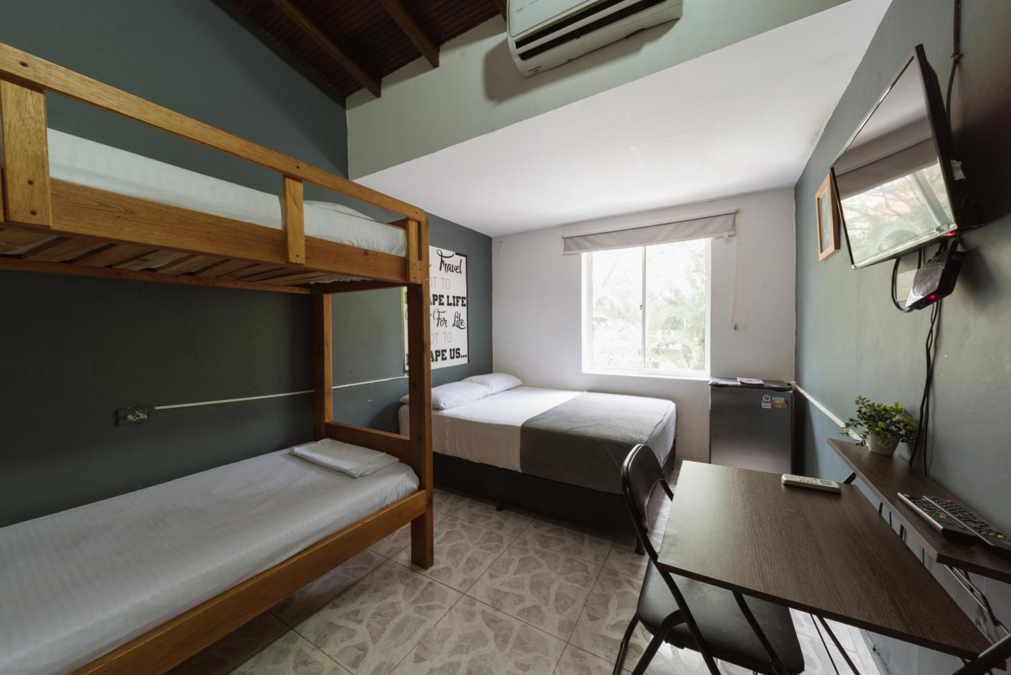 Living Hotel Medellín Esterno foto